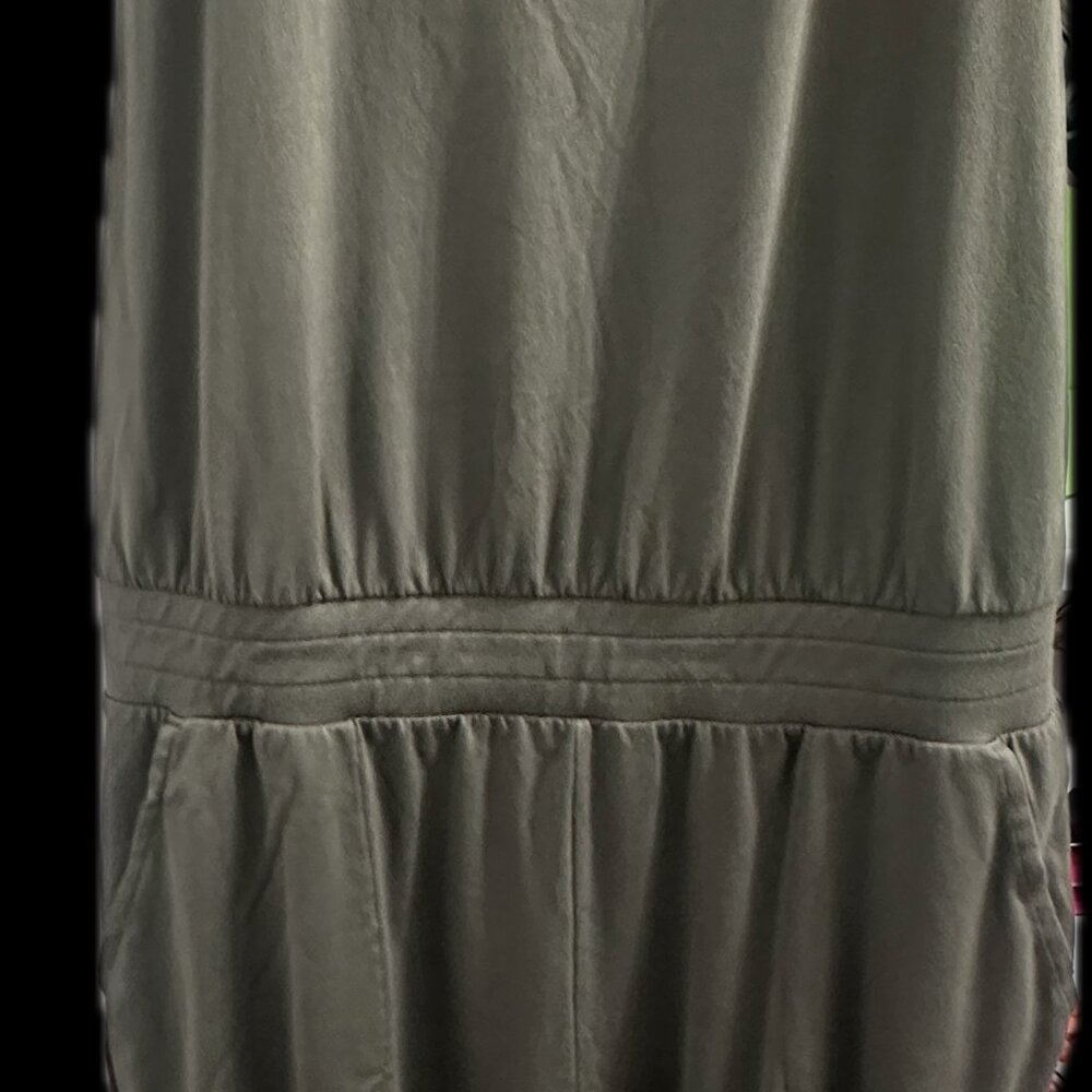 Best jumpsuit ever ever ever> NIKE Yoga Women's Dri-FIT Racerback Jumpsuit - Picture 4 of 6